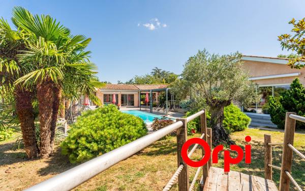 Maison à vendre    9 pièces • 297 m2 Saint-Genis-Laval