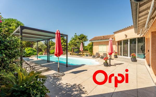 Maison à vendre    9 pièces • 297 m2 Saint-Genis-Laval