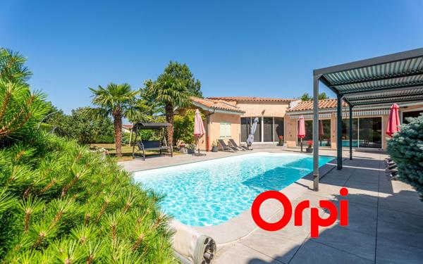 Maison à vendre    9 pièces • 297 m2 Saint-Genis-Laval