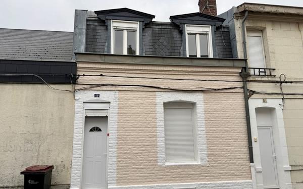 Maison à vendre    4 pièces • 79 m2 Saint-Quentin