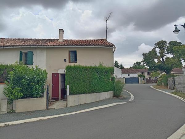 Maison à ESSOUVERT, 17400 - 6 pièces 114m²