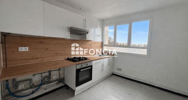 À vendre Appartement 4 pièces 93.25 m² - Avignon 84000