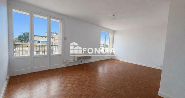 À vendre Appartement 4 pièces 93.25 m² - Avignon 84000