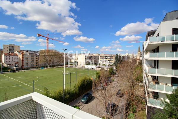 T2 LUMINEUX BALCONS STATIONNEMENT