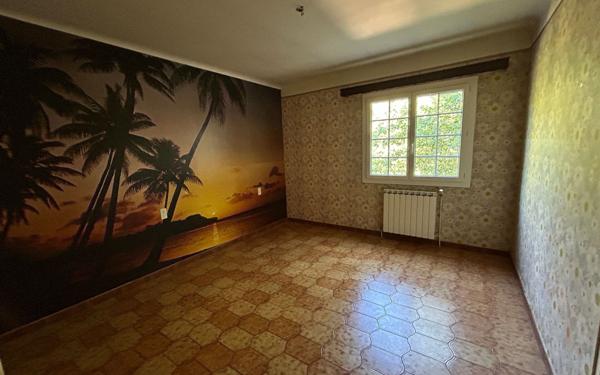 Maison à vendre    7 pièces •  Carpentras