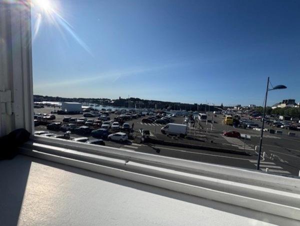 MAISON DE VILLE PROCHE MER