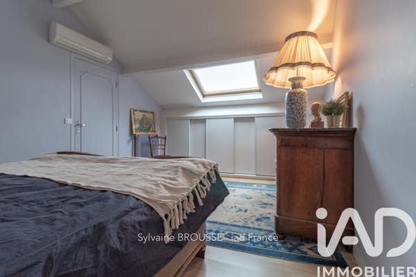Maison à vendre 5 pièces 120 m² Villepreux