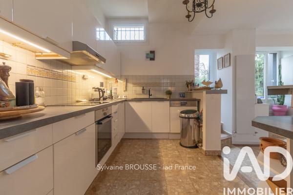Maison à vendre 5 pièces 120 m² Villepreux