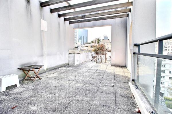 Courbevoie appartement à vendre 2 pièces TERRASSE 40m² TRANSPORTS COMMERCES RAVALEMENT VOTE ET PAYE