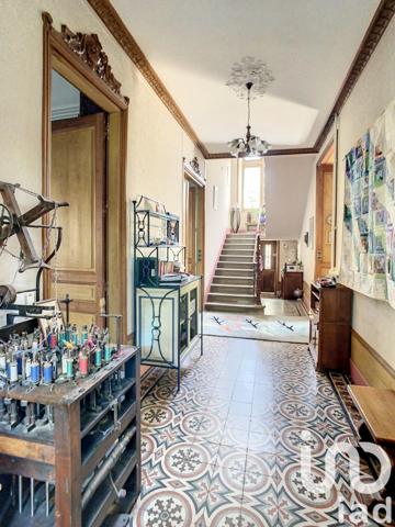 Maison à vendre 8 pièces 360 m² Bourg-Argental