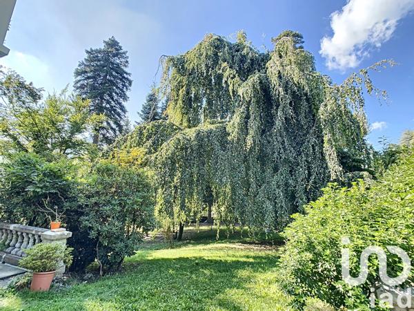 Maison à vendre 8 pièces 360 m² Bourg-Argental