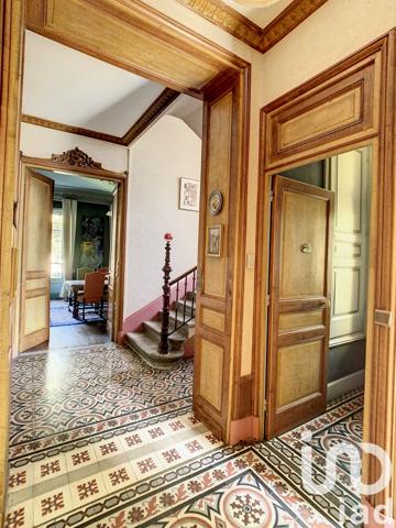 Maison à vendre 8 pièces 360 m² Bourg-Argental