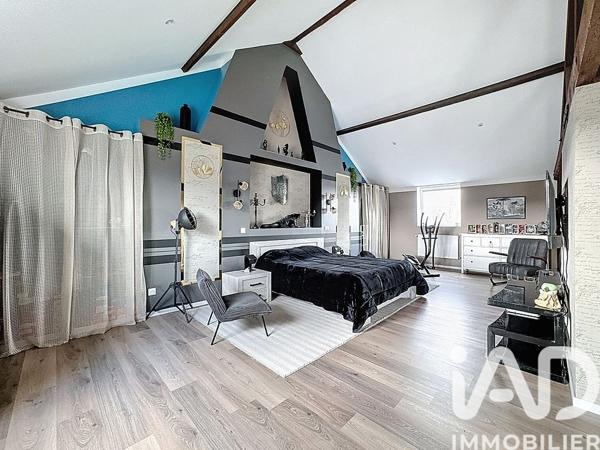 Maison à vendre 10 pièces 247 m² Comines