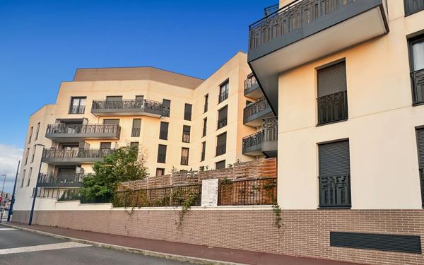 Appartement à vendre    4 pièces • 78,23 m2 Drancy