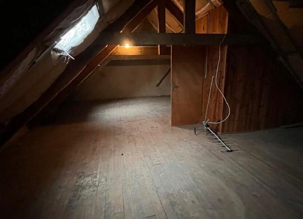 Maison à vendre    6 pièces •  Spézet