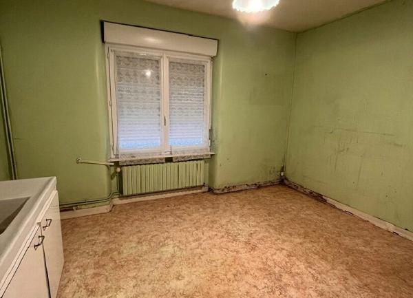 Maison à vendre    6 pièces •  Spézet