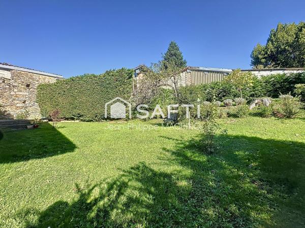 Grande maison à Bélesta – 5 pièces avec jardin et garage.