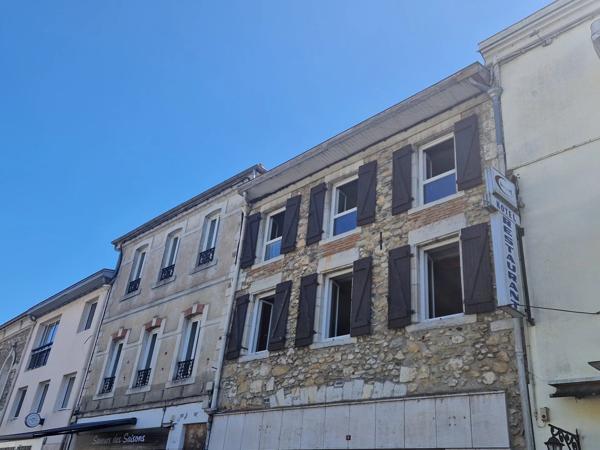 Vente Maison de village 8 pièces 196 m2 à Peyrehorade