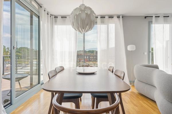 Appartement à vendre 4 pièces FERNEY VOLTAIRE (01)