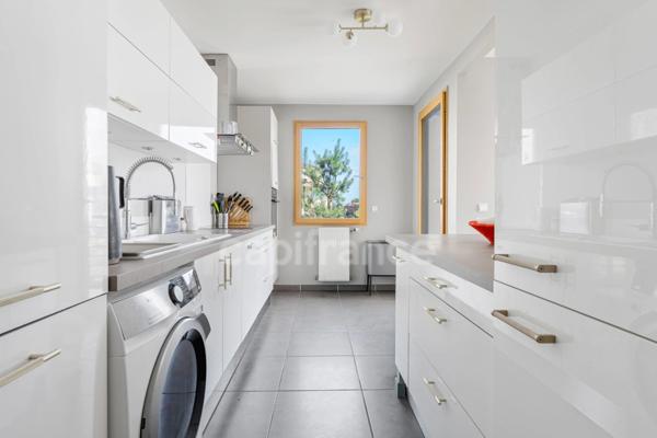 Appartement à vendre 4 pièces FERNEY VOLTAIRE (01)