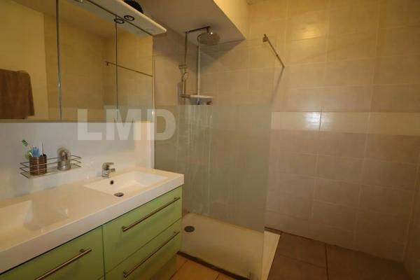 Maison de ville T6 225 M2? avec coure