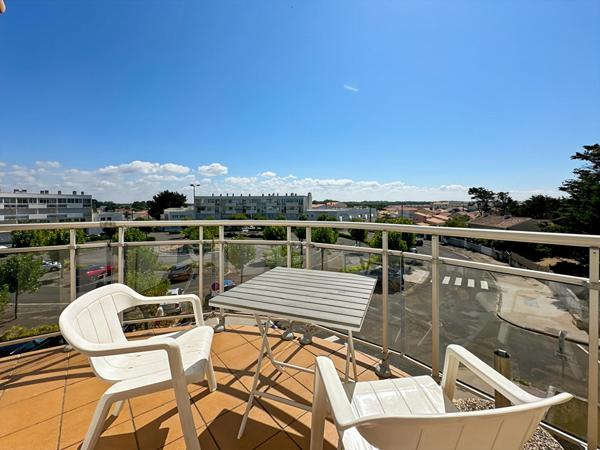 Studio alcôve dans résidence face mer