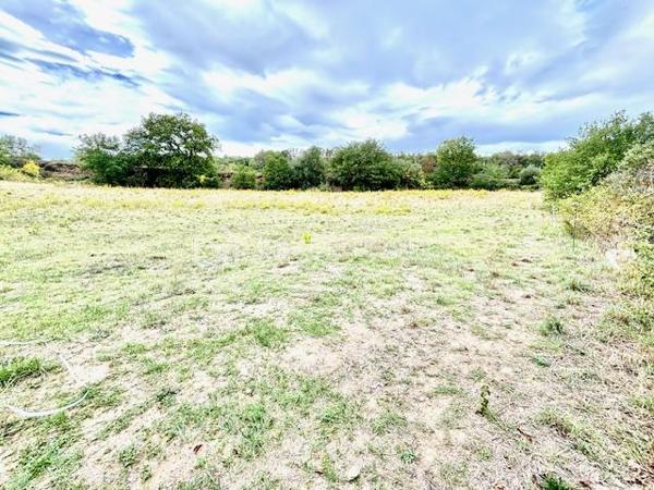 Terrain de loisirs de 1 852 m²