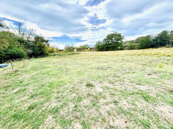 Terrain de loisirs de 1 852 m²