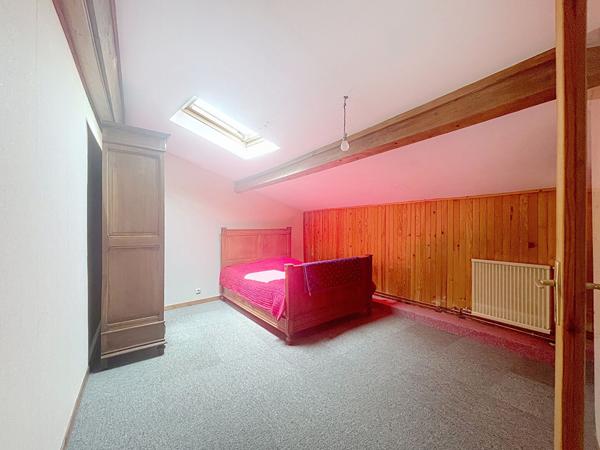 VALENCE - Maison de rue a renover avec 2 garages