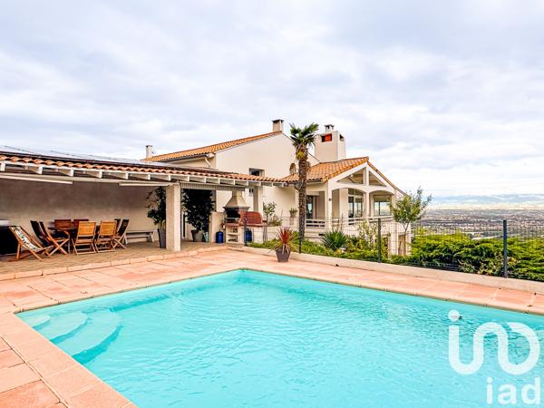 Maison à vendre 9 pièces 220 m² Cornas