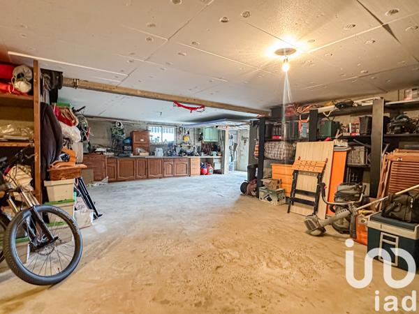 Maison à vendre 9 pièces 220 m² Cornas