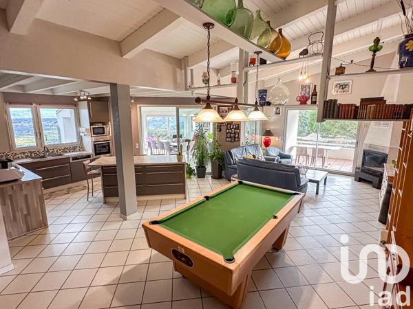 Maison à vendre 9 pièces 220 m² Cornas
