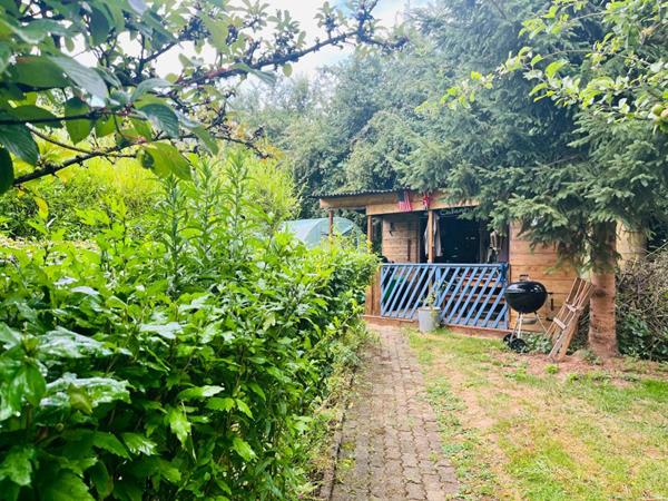 NECY - MAISON 5 CHAMBRES EN PARFAIT ETAT