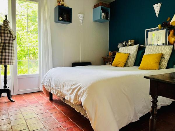 NECY - MAISON 5 CHAMBRES EN PARFAIT ETAT