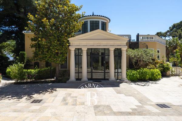 Marseille 8ème, Villa  390 m² à vendre