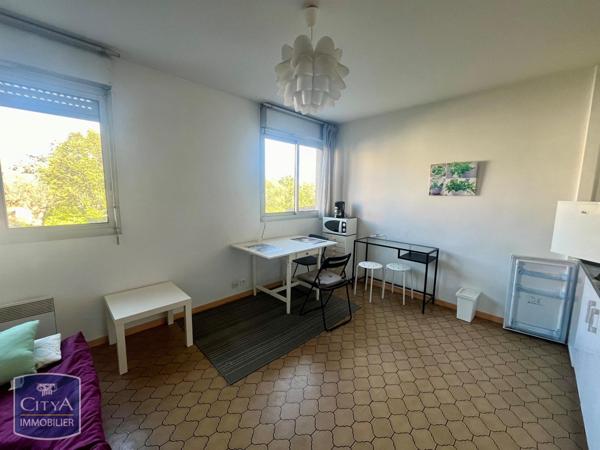Location appartement Riom (63200) 1 pièce 24.2m²