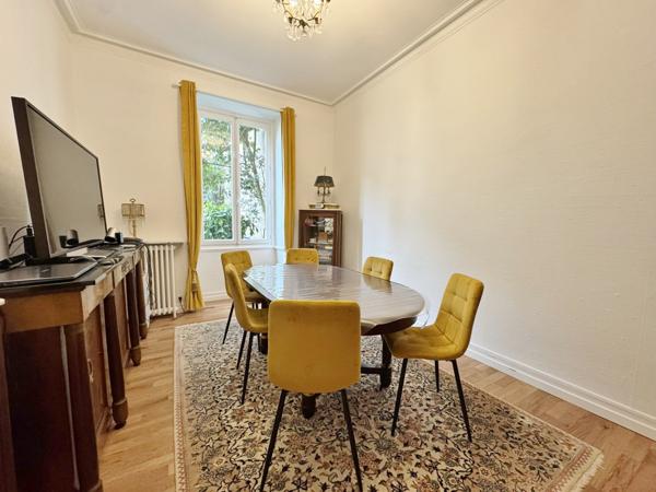 Appartement  5 pièce(s)  3 chambre(s)  128.66 m²