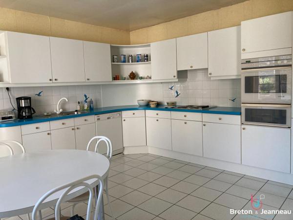 Ancien Presbytère proche de Javron les Chapelles