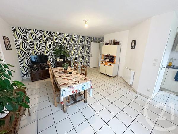 Appartement F2 Bis à vendre  3 pièces - 55,26 m 2   FECAMP  - 76