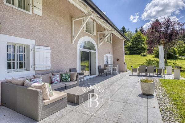 Beaumont, Maison 4 Chambres -  339 m² à vendre