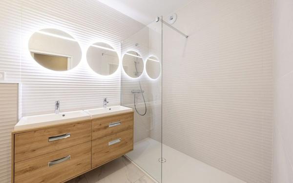 Appartement à vendre    4 pièces •  Marseille 8