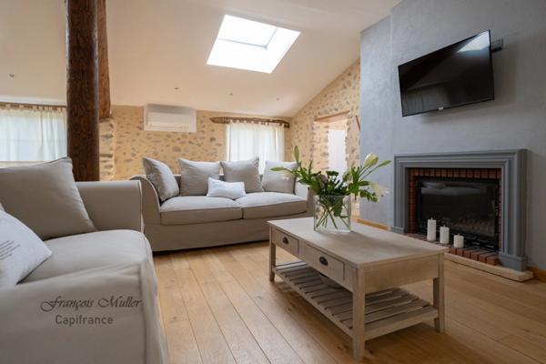 Propriété de caractère avec piscine et gîtes – Art de vivre en Provence