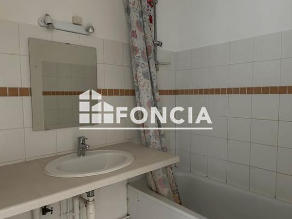 Location Appartement 2 pièces 40.44 m² - 7 RUE DE SAINT ANDRE Lille 59800