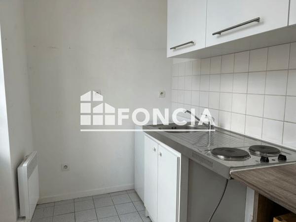 Location Appartement 2 pièces 40.44 m² - 7 RUE DE SAINT ANDRE Lille 59800