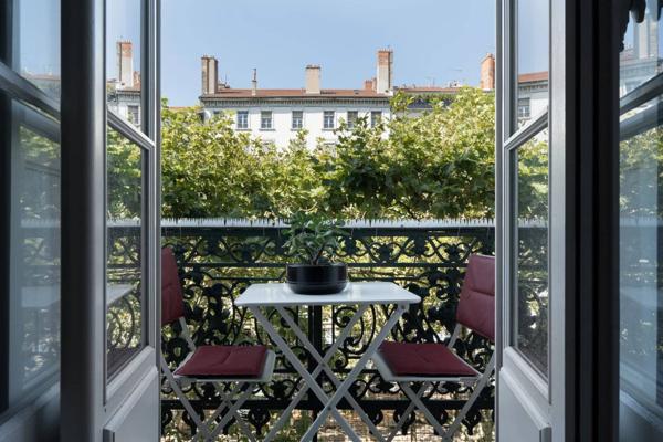 LYON 6 - COURS FRANKLIN ROOSEVELT