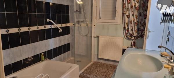 Maison de 175m² sur terrain de 1825m²