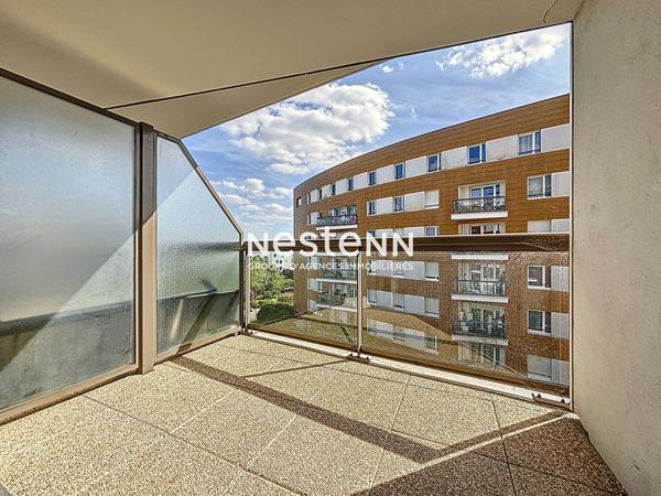 ISSY LES MOULINEAUX - FORT D'ISSY - Vente appartement 2 pièces de 42,60 m² avec un balcon de 4,70m²