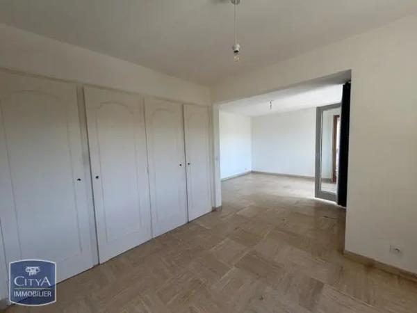 Appartement à louer 3 pièces 73.69m² Valleiry (74520)