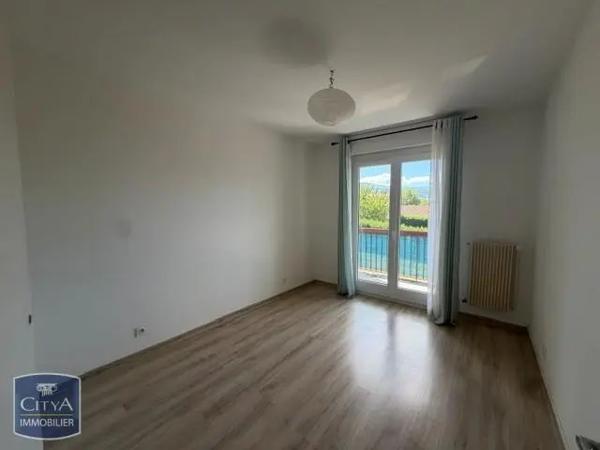 Appartement à louer 3 pièces 73.69m² Valleiry (74520)