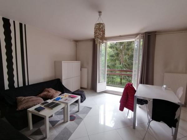 Appartement à vendre |  Saint-Ouen-l'Aumône |  4 pièces | 78 m²